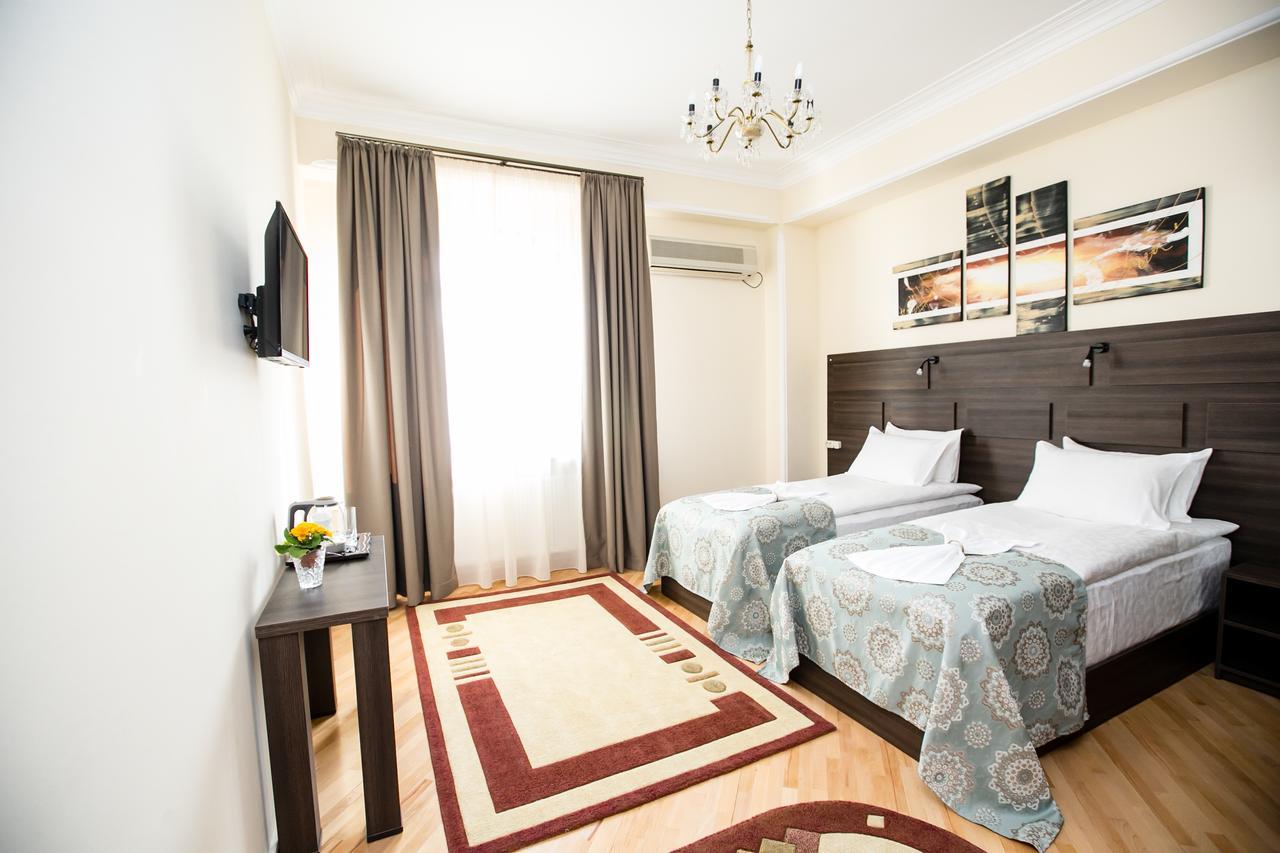 טביליסי Hotel Badagi מראה חיצוני תמונה
