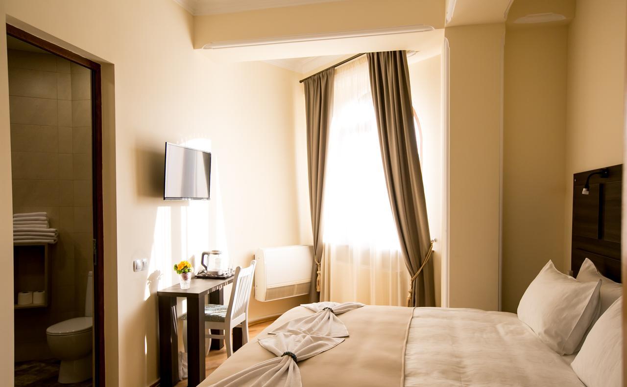 טביליסי Hotel Badagi מראה חיצוני תמונה